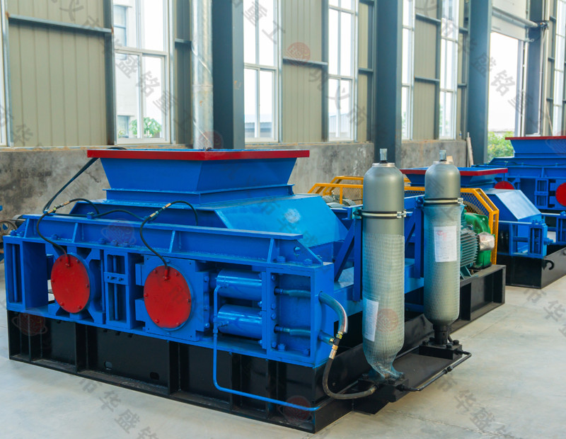 錳(meng)鑛(kuang)石破(po)碎(sui)機(ji)